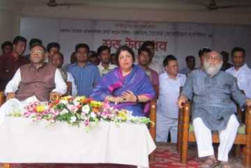 \\\'বিত্তশালীরা জনকল্যাণমূলক কাজে অবদান রাখলে বাংলাদেশ এগিয়ে যাবে\\\'